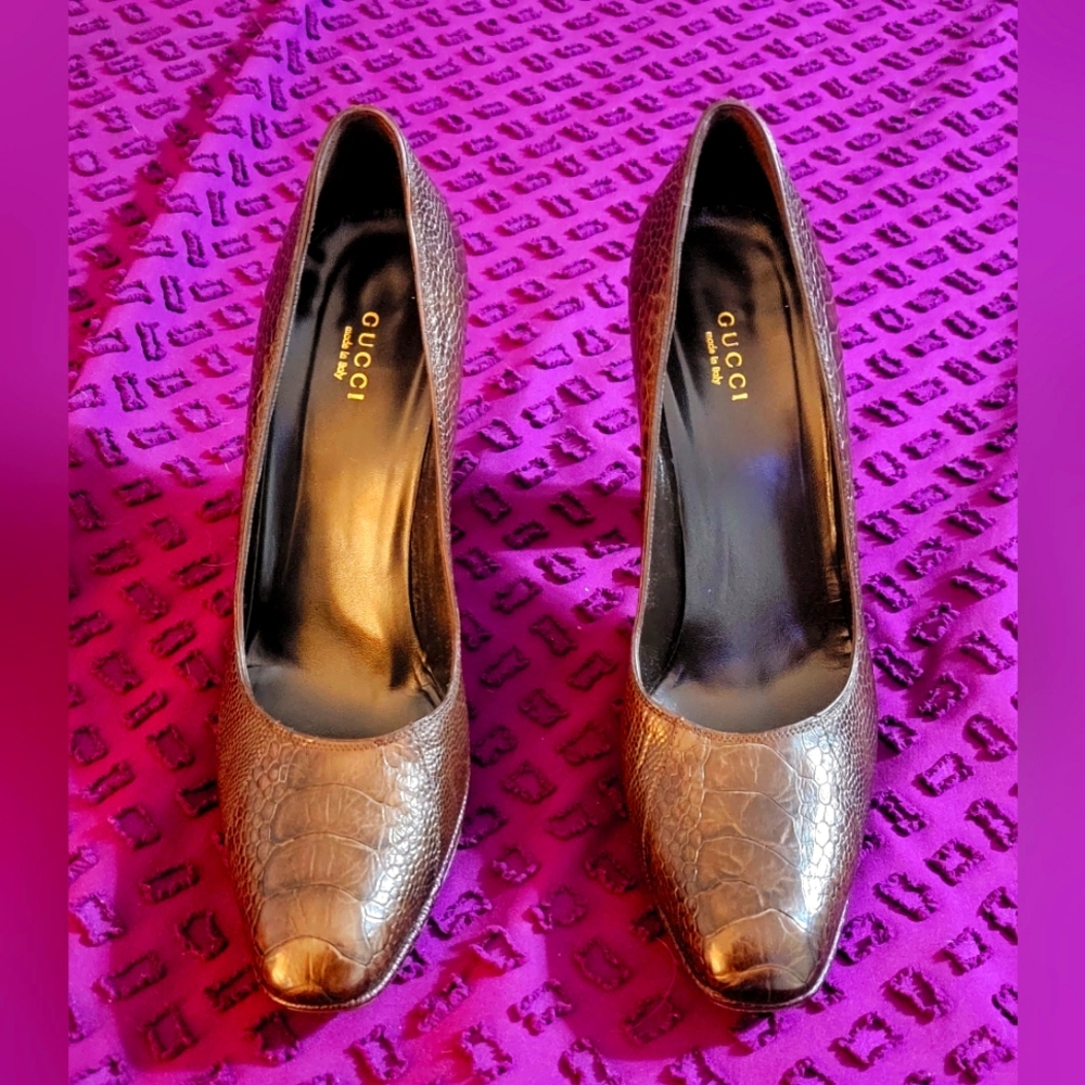 Gucci Brown Crocodile Heels